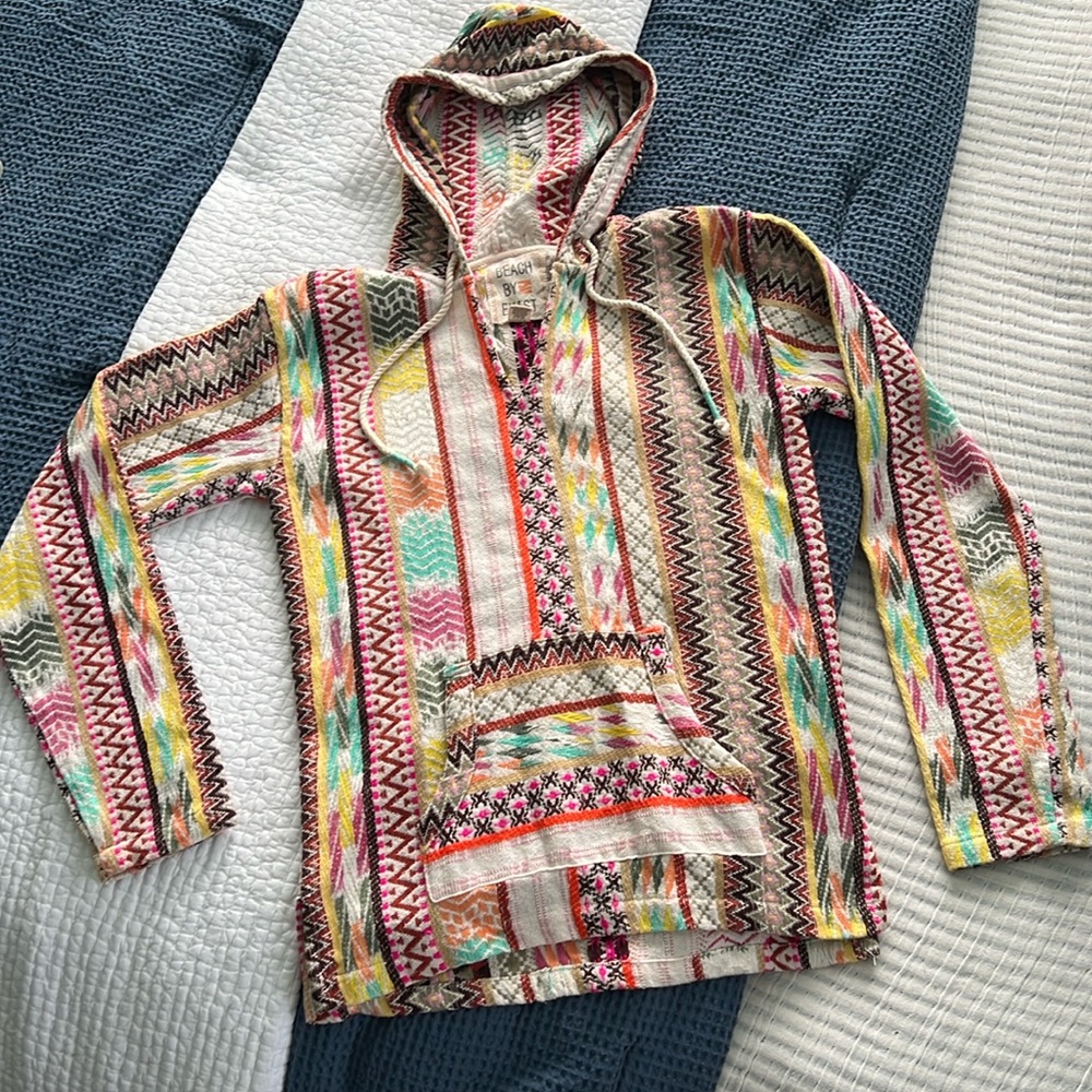 Beach by Exist Hooded Pullover